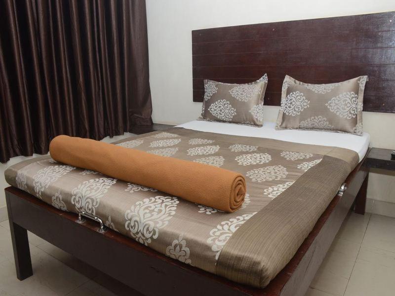 Nilraj Lodge Ratnāgiri 外观 照片