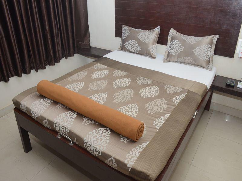 Nilraj Lodge Ratnāgiri 外观 照片