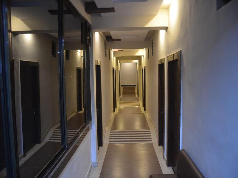 Nilraj Lodge Ratnāgiri 外观 照片